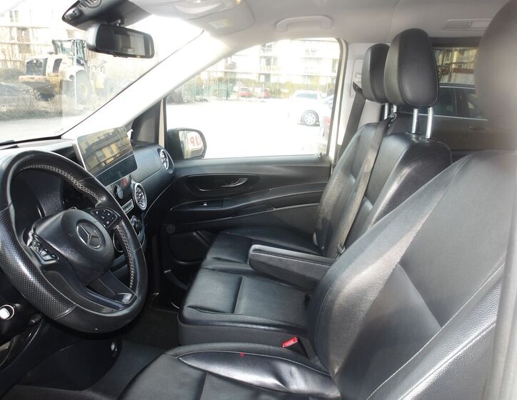 Mercedes-Benz Vito Kombi 2,1 l 120 kw