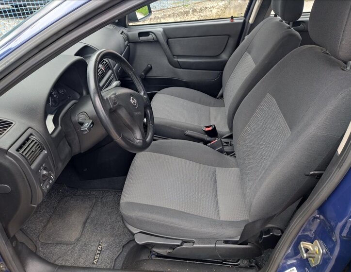 Opel Astra Hatchback 1,4 l 66 kw