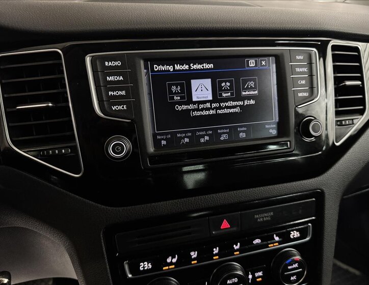 Volkswagen Golf Sportsvan MPV 1,6 l 81 kw