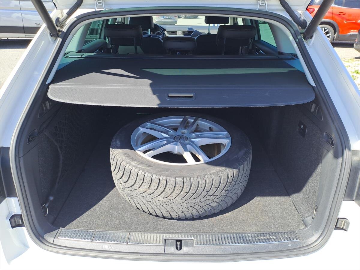 Škoda Superb Kombi 2,0 l 140 kw