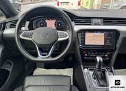 Volkswagen Passat 25