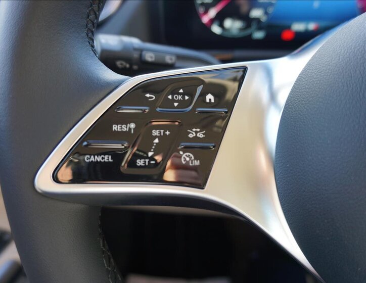 Mercedes-Benz GLA 21