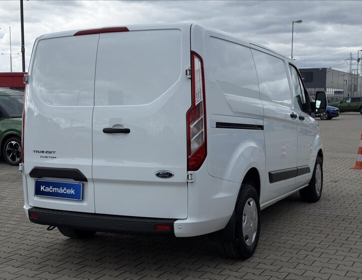 Ford Transit Custom Skříň 2,0 l 77 kw