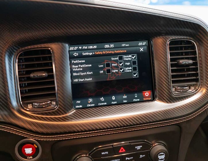 Dodge Charger Sedan / Limuzína 6,2 l 527 kw