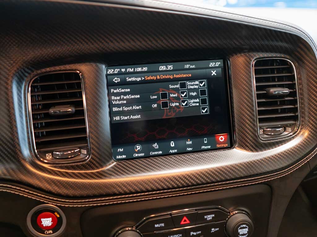 Dodge Charger Sedan / Limuzína 6,2 l 527 kw