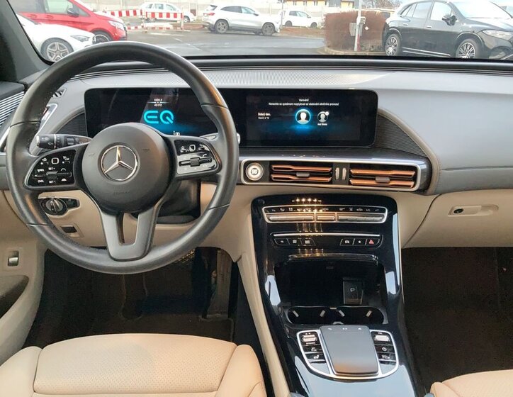 Mercedes-Benz EQC 16