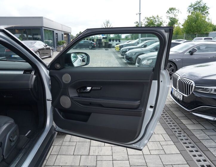 Land Rover Range Rover Evoque 21