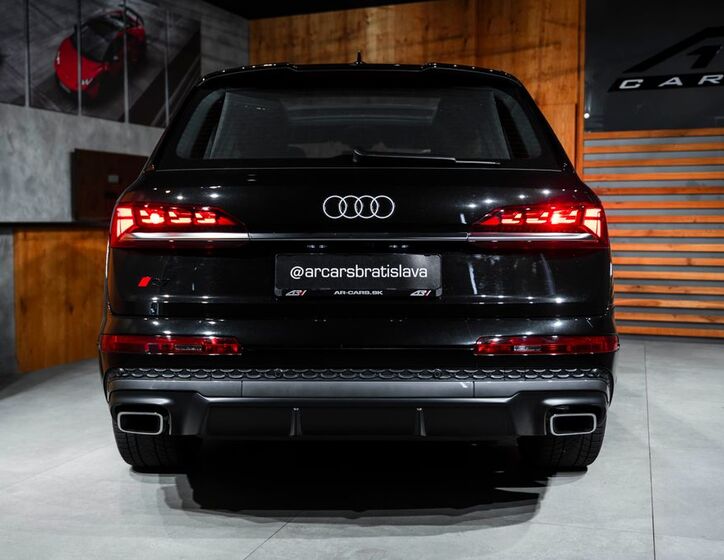 Audi Q7 29