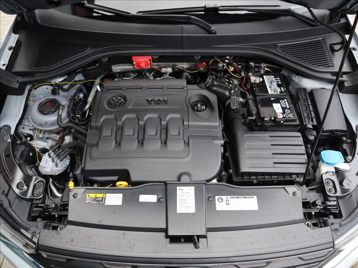 Volkswagen T-Roc CUV 1,6 l 85 kw