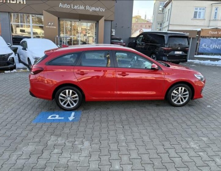 Hyundai i30 8