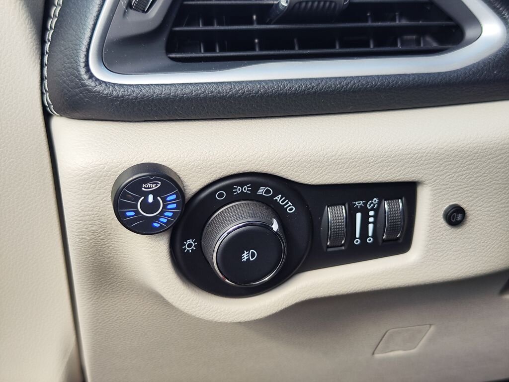 Chrysler Pacifica MPV 3,6 l 214 kw