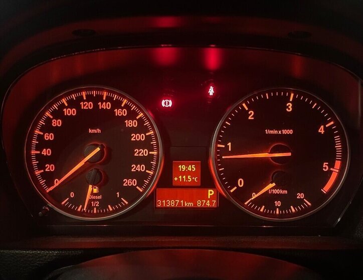 BMW Řada 3 Sedan / Limuzína 0,0 105 kw