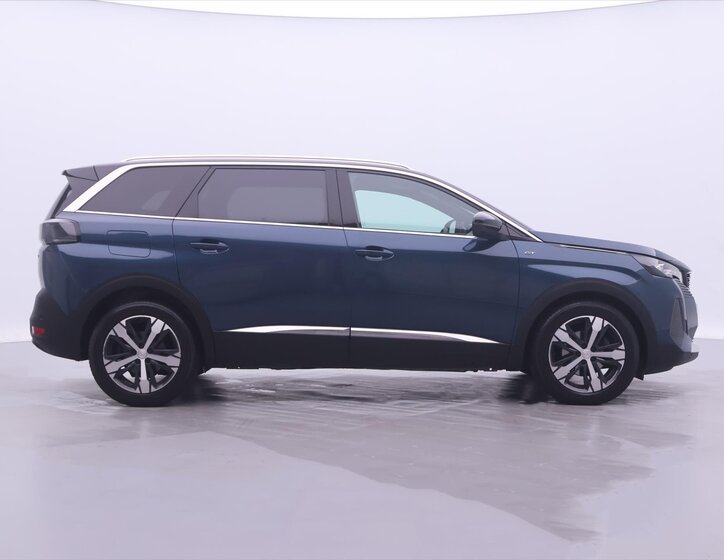 Peugeot 5008 8
