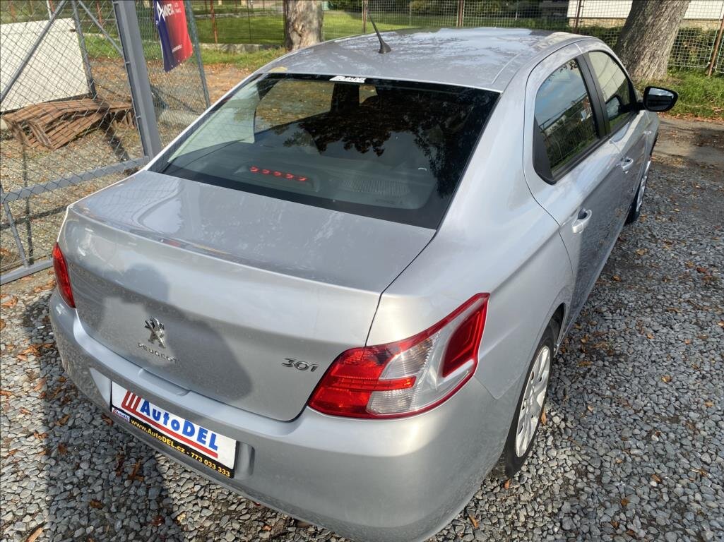 Peugeot 301