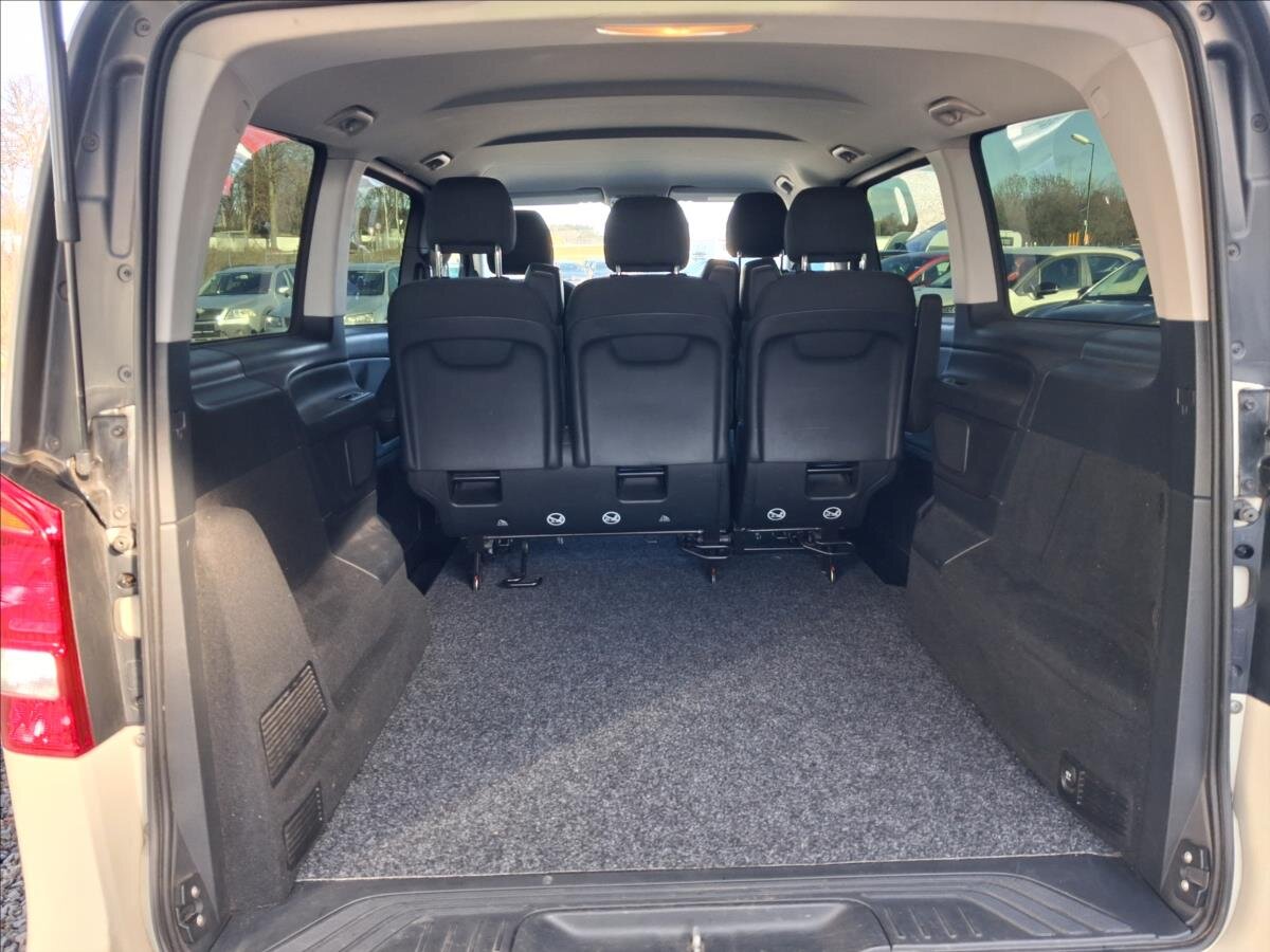 Mercedes-Benz Třídy V Kombi 2,1 l 120 kw