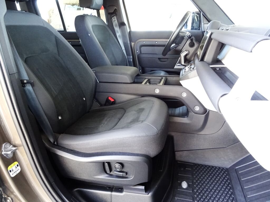 Land Rover Defender SUV / Terénní 3,0 l 221 kw