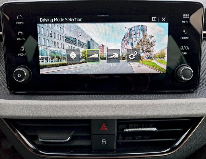 Škoda Kamiq SUV 999,0 85 kw