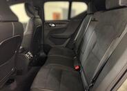 Volvo XC40 11