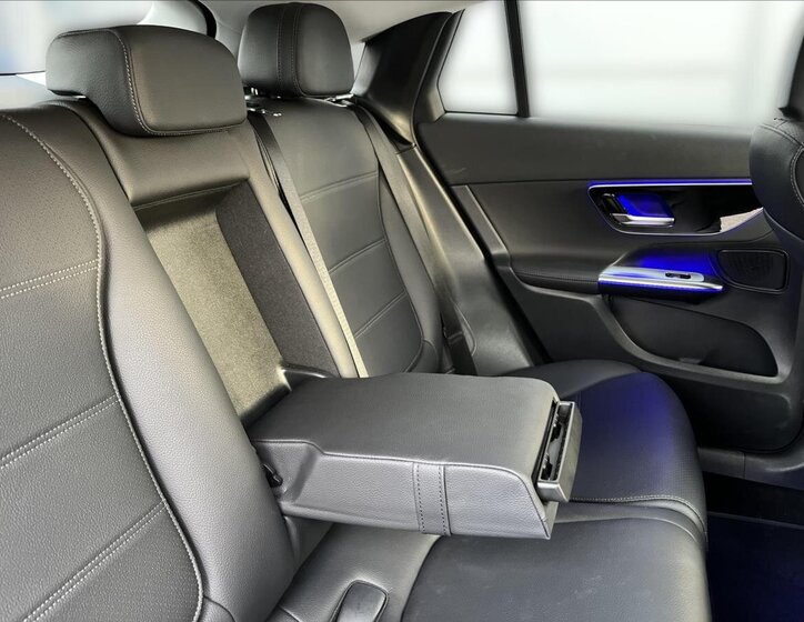 Mercedes-Benz GLC SUV 2,0 l 145 kw