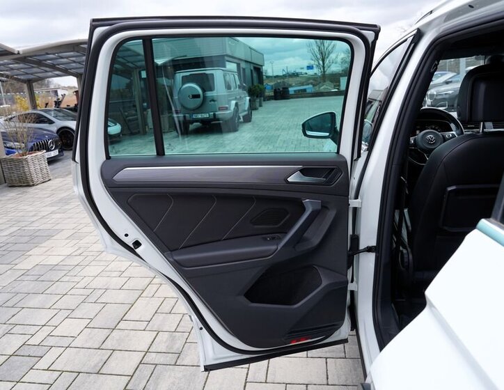 Volkswagen Tiguan SUV / Terénní 2,0 l 169 kw