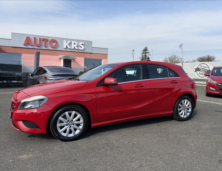 Mercedes-Benz Třídy A Hatchback 1,6 l 90 kw