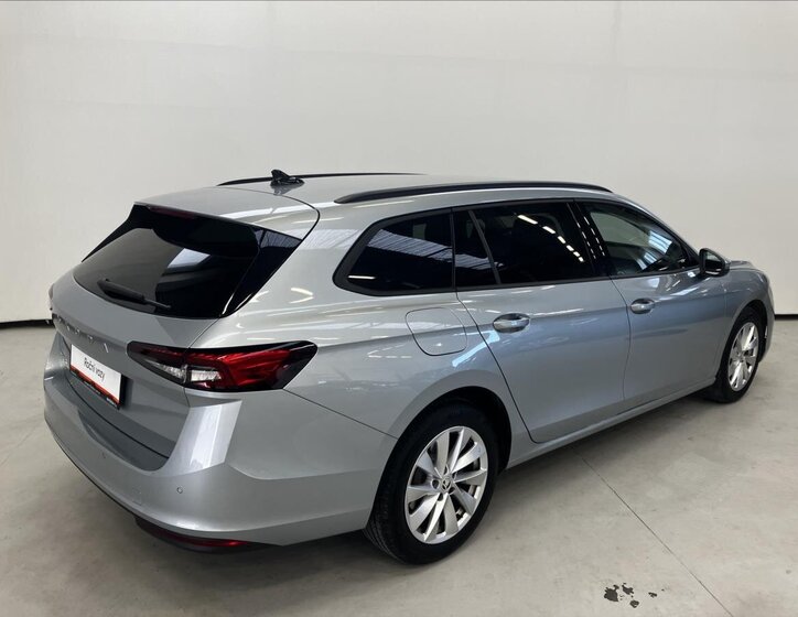 Škoda Superb Kombi 2,0 l 110 kw