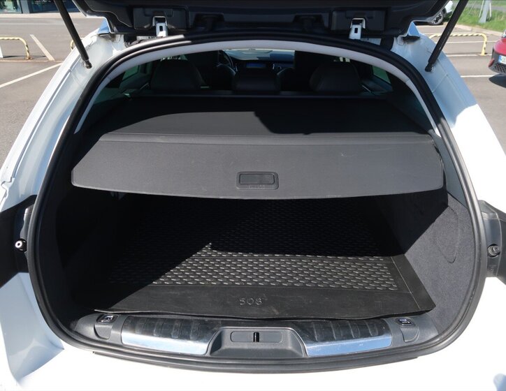 Peugeot 508 Kombi 2,0 l 120 kw