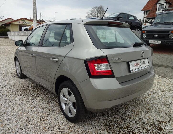 Škoda Fabia Hatchback 999,0 70 kw