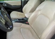 Nissan Pathfinder Kombi 2,5 l 140 kw