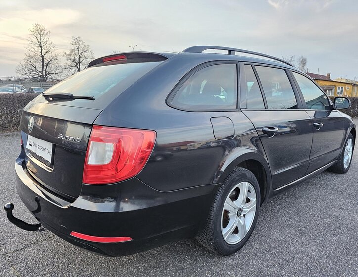 Škoda Superb Kombi 1,4 l 92 kw