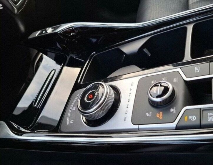 KIA Sorento SUV 1,6 l 132 kw