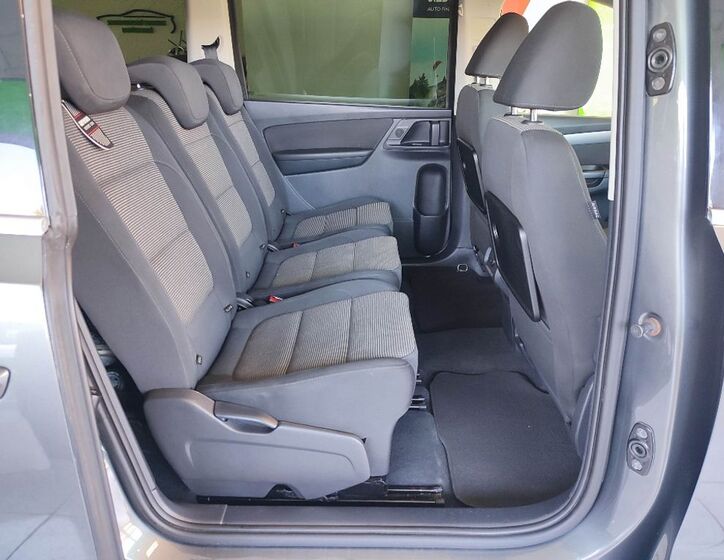 Volkswagen Sharan 12