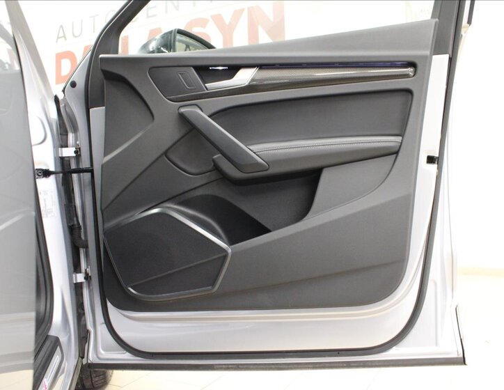 Audi SQ5 SUV / Terénní 3,0 l 251 kw