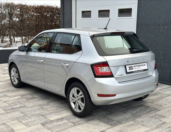 Škoda Fabia Hatchback 999,0 70 kw