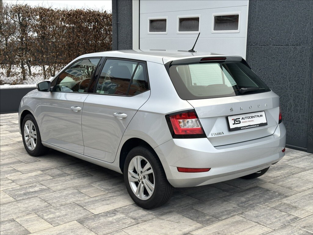 Škoda Fabia Hatchback 999,0 70 kw