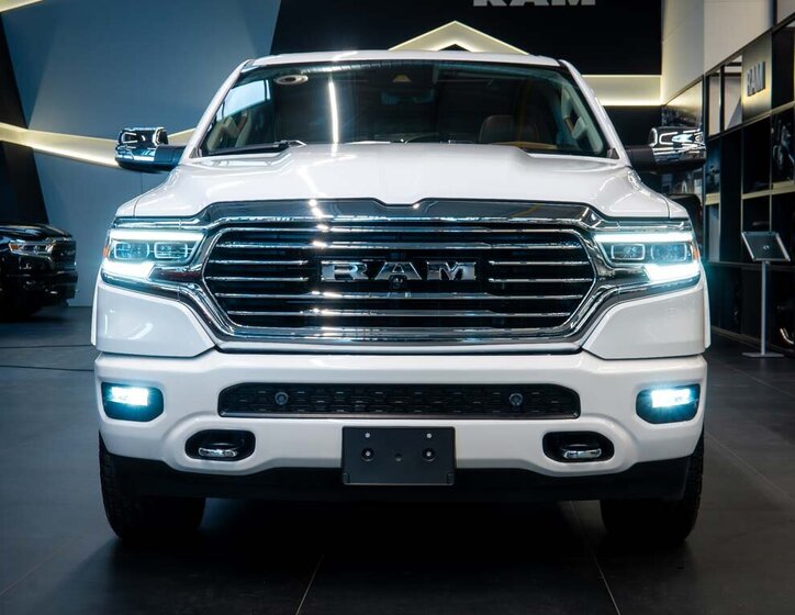 Dodge RAM Pick-up 5,7 l 291 kw