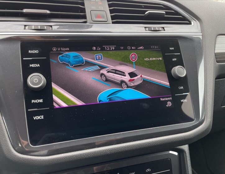 Volkswagen Tiguan Allspace SUV / Terénní 2,0 l 110 kw