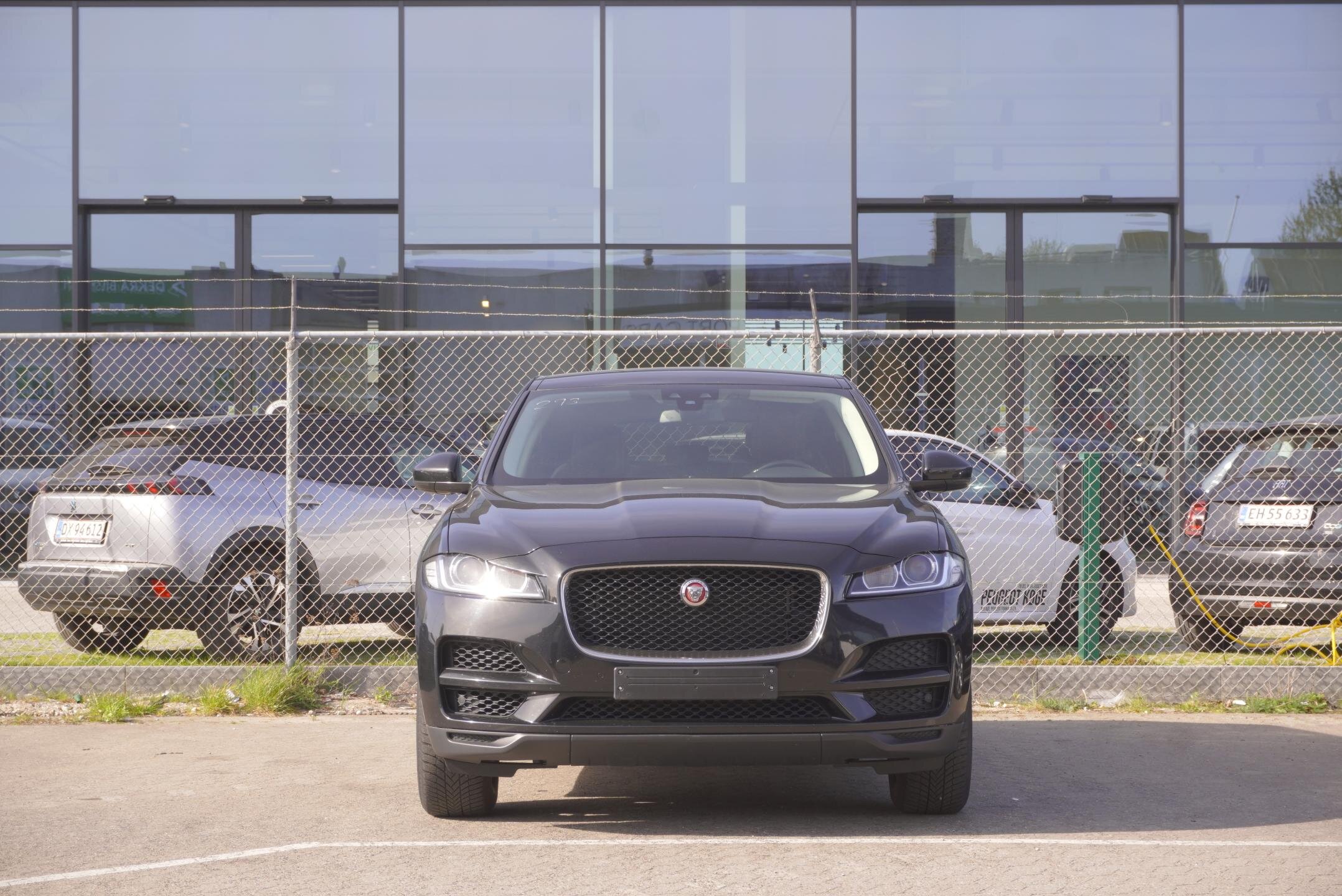 Jaguar F-Pace SUV / Terénní 2,0 l 184 kw