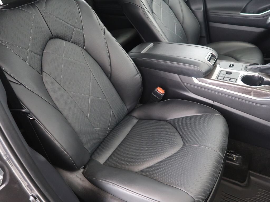 Toyota Highlander Kombi 2,5 l 140 kw