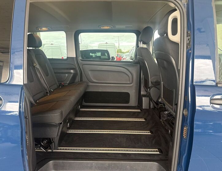 Mercedes-Benz Vito 17