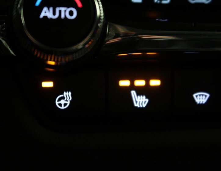 Mazda CX-30 SUV / Terénní 2,0 l 90 kw