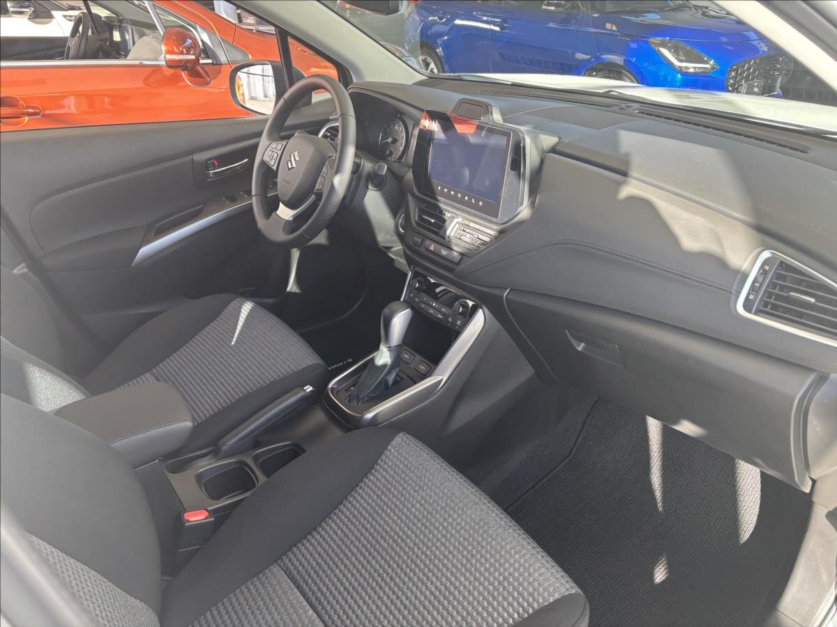 Suzuki S-Cross SUV / Terénní 1,4 l 81 kw