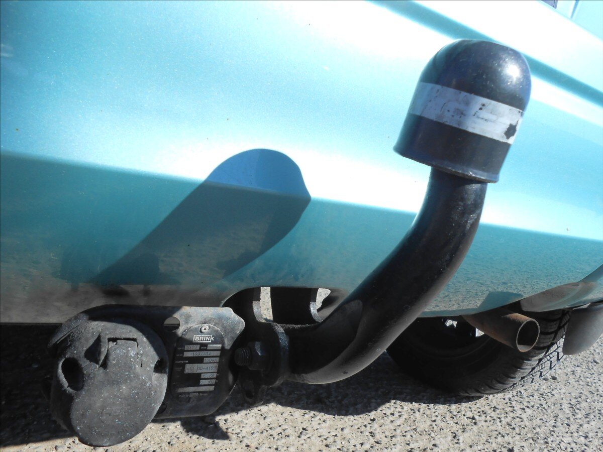 Opel Agila Hatchback 1,2 l 59 kw