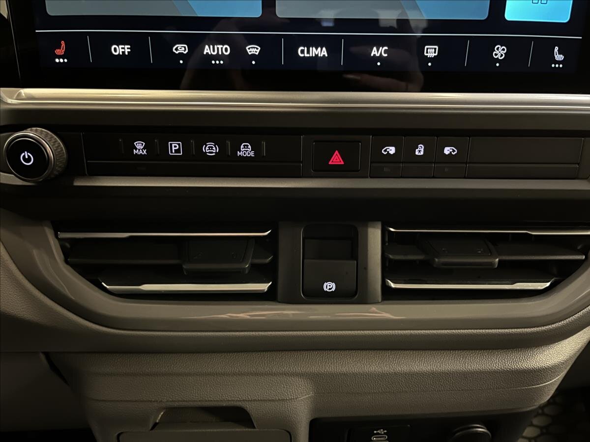 Volkswagen Caravelle Kombi 2,0 l 110 kw