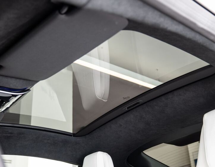 Mercedes-Benz AMG GT 14