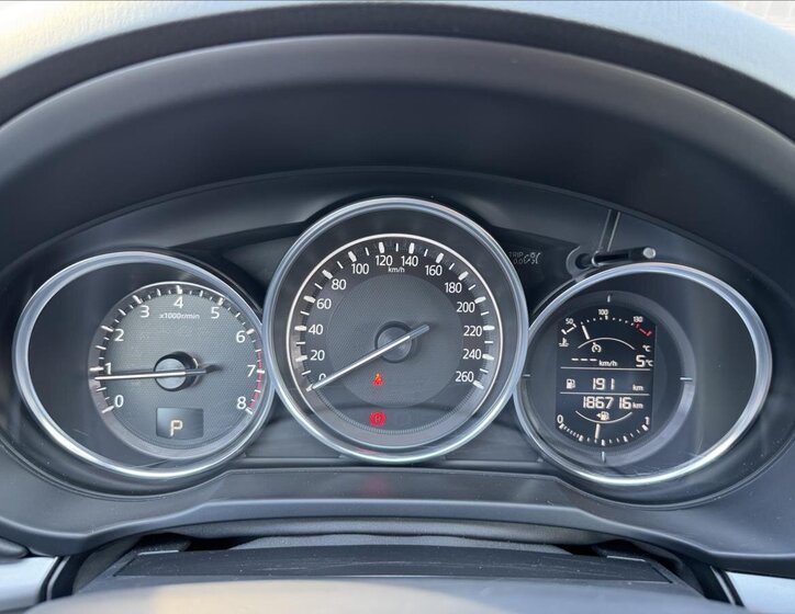 Mazda CX-5 SUV / Terénní 2,0 l 121 kw