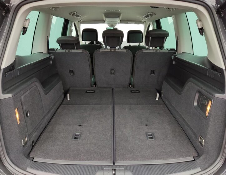 Volkswagen Sharan MPV 2,0 l 110 kw