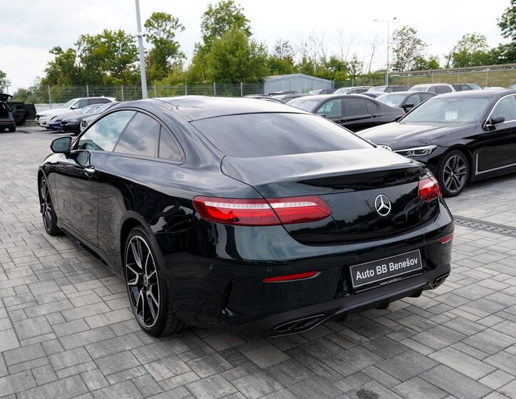 Mercedes-Benz Třídy E 4