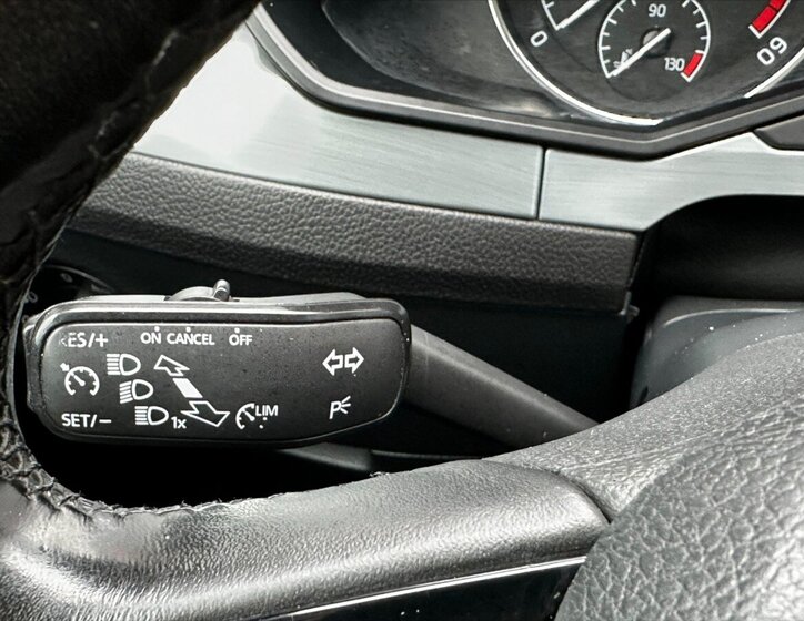 Škoda Superb Sedan / Limuzína 2,0 l 110 kw