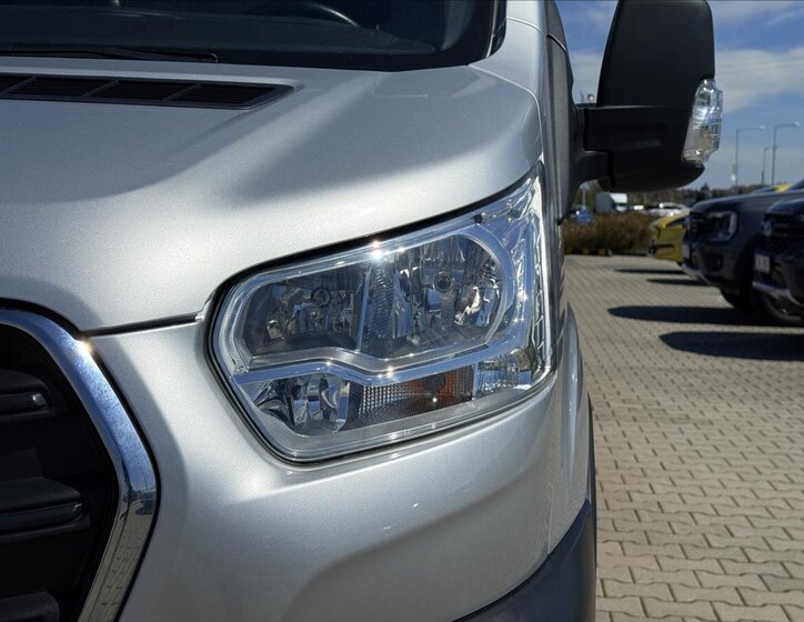 Ford Transit Skříň 2,0 l 96 kw